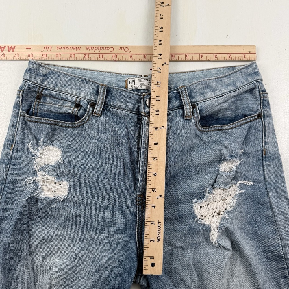 Free People Distressed Jeans Women 29 Raw Hem Blue Light Wash‎ Cotton Stretch - Picture 8 of 14